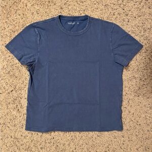 Abercrombie & Fitch Cropped Light Blue Wash Short Sleeve Tee Size Small